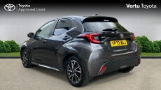 Toyota Yaris 1.5 Hybrid Design 5dr CVT Hybrid Hatchback